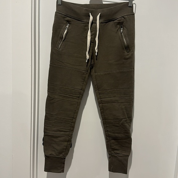 SINCERELY JULES LUX JOGGERS (ARMY GREEN) - Picture 2 of 11